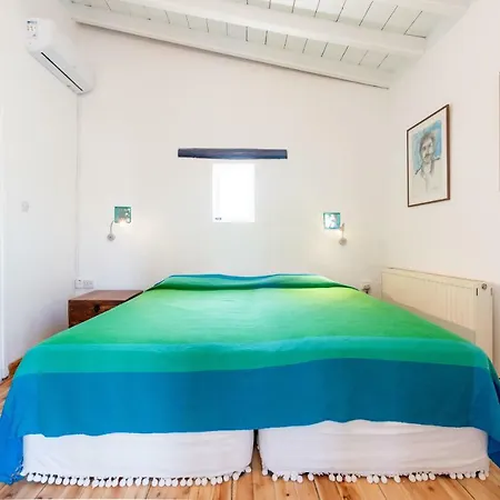 Mespilo House, Panoramic With Breakfast Country house Tochni