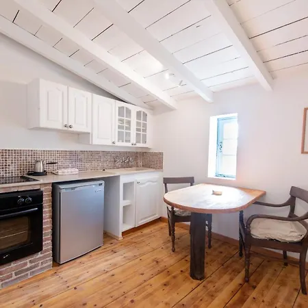 Mespilo House, Panoramic With Breakfast Country house