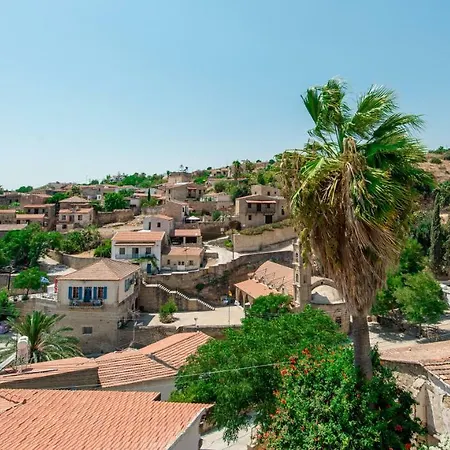 Mespilo House, Panoramic With Breakfast Tochni